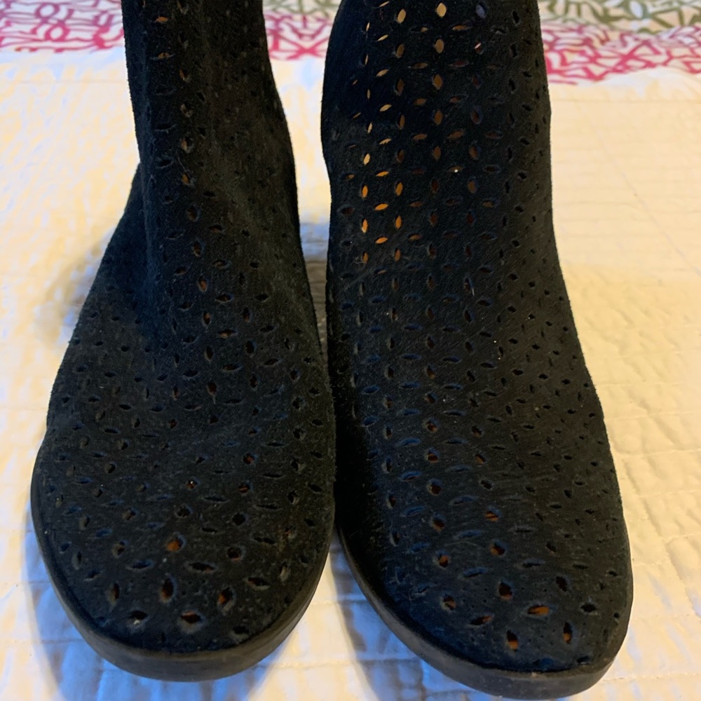 Ankle boots